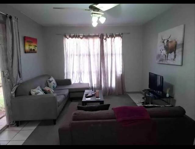 1 BEDROOM TOWNHOUSE FOR SALE IN BRACKENDOWNS